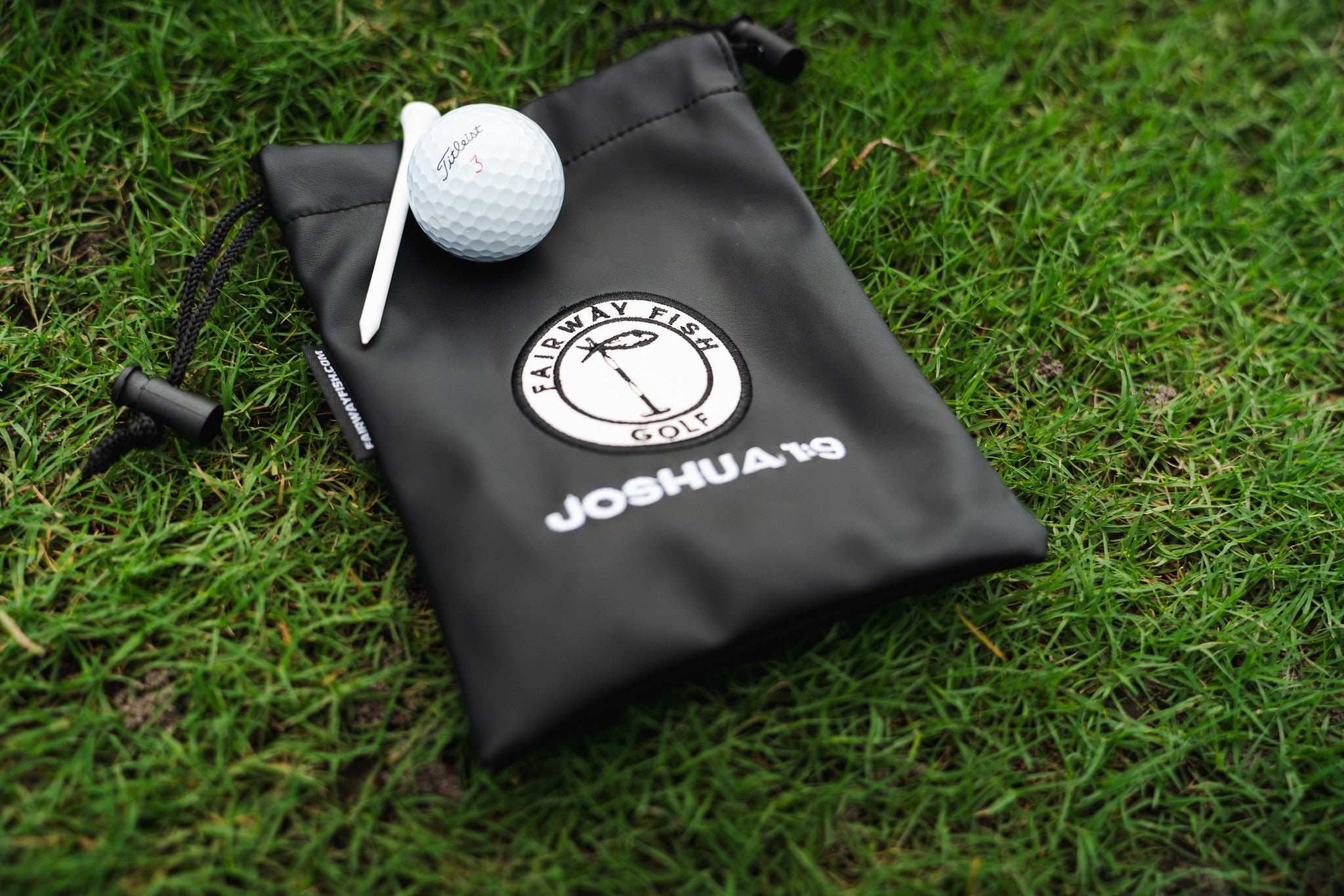 Fairway Fish Valuables Golf Pouch Joshua 1:9