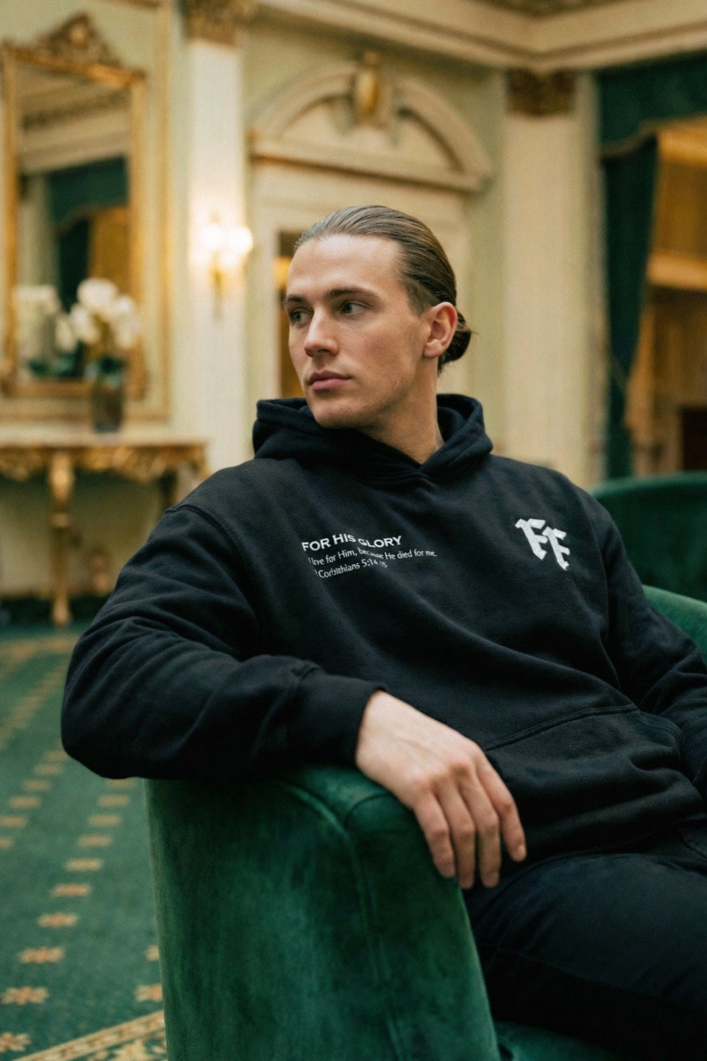 Jesus is King Hoodie BLACK
